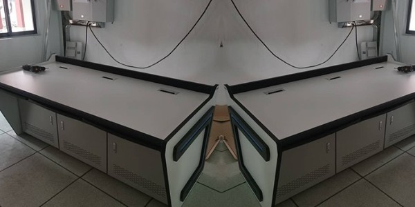 操作臺壽命延長秘訣！20年老廠教你這樣選，多用10年不是問題