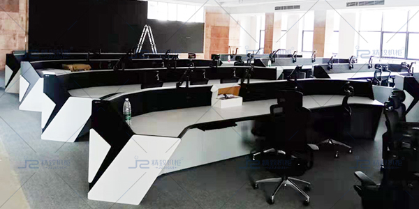 深圳監(jiān)控操作臺(tái)廠家講解監(jiān)控臺(tái)采用不銹鋼材質(zhì)防潮